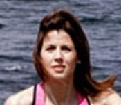 Stephanie Oakes