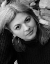 Laura Wiess