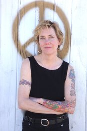 Elizabeth Hand