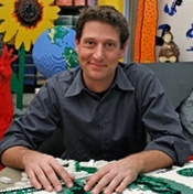 Nathan Sawaya