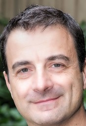 Daniel Kalla
