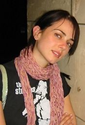 Mia Kirshner