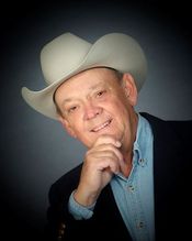 Larry Holcombe