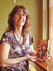 Lori Lapekes