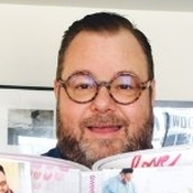 Paul Lowe