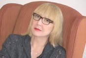 Suzanne Munshower