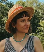 Katrina Leno