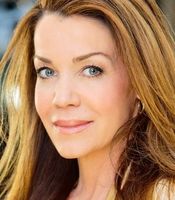 Claudia Christian