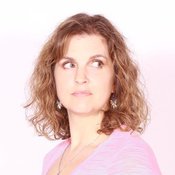Larissa Hardesty
