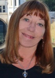 Stella Riley