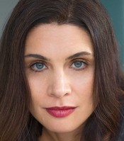 Lauren Mechling