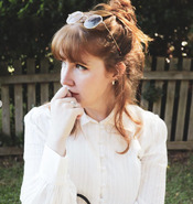 Ashley Poston