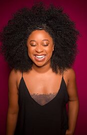Phoebe Robinson
