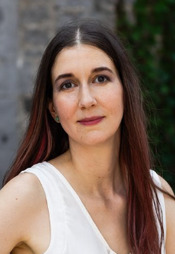 Faye Delacour