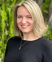 Holly Searcy