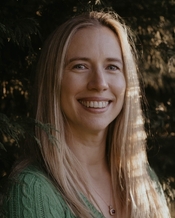 Jenna Wolfhart