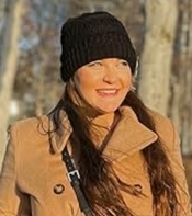 Sarah A Bailey
