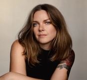 Erin Van Der Meer