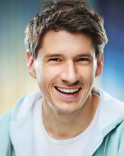 Maxim Reston