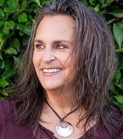 Tracy Lynne Oliver