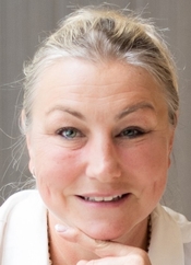 Helena Smrcek