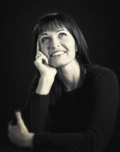 Kim Wilkins