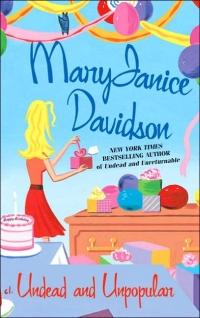 Undead and Unpopular by MaryJanice Davidson