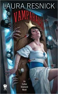 Vamparazzi by Laura Resnick