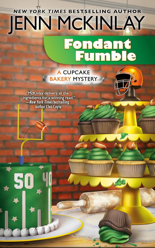 Fondant Fumble by Jenn McKinlay