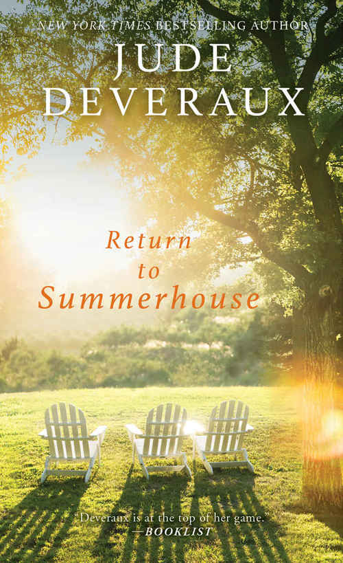 Return To Summerhouse by Jude Deveraux