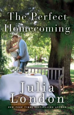The Perfect Homecoming by Julia London